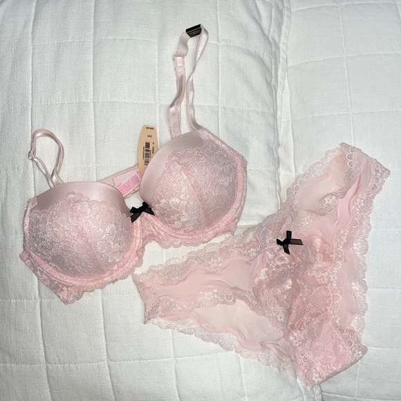Victoria's Secret Intimates & Sleepwear Nwt Victorias Secret Bra And Panties Set Poshmark